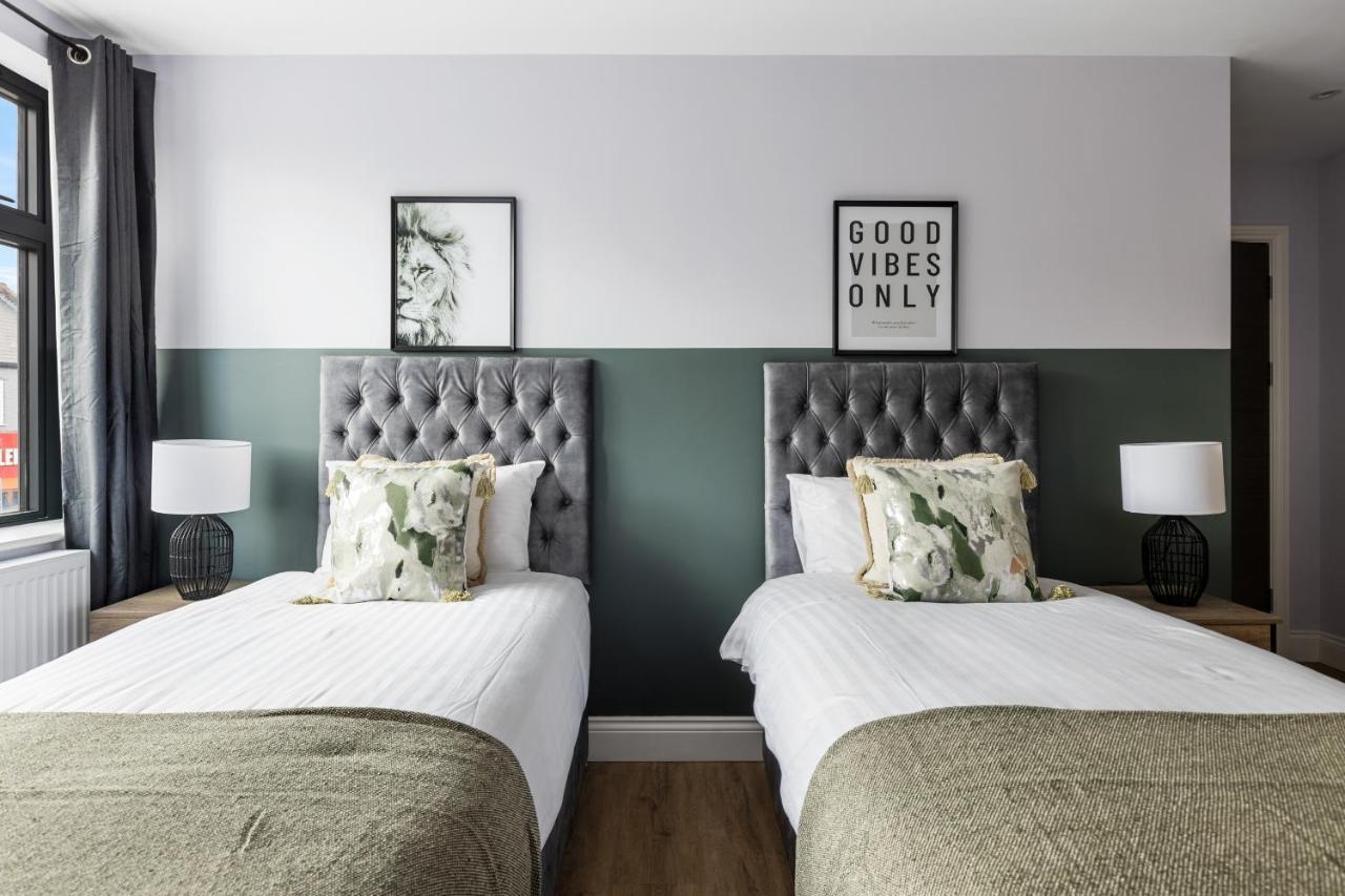 Stylish & Spacious 3 Bed Apartment With Fast Wifi, Close To Tube & Wembly 伦敦 外观 照片