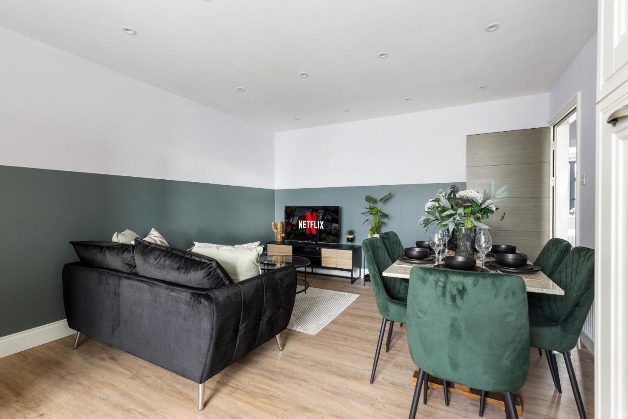 Stylish & Spacious 3 Bed Apartment With Fast Wifi, Close To Tube & Wembly 伦敦 外观 照片