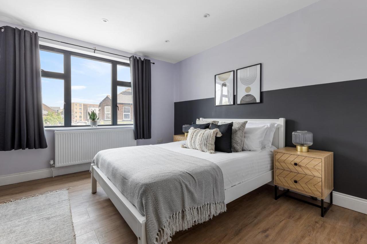 Stylish & Spacious 3 Bed Apartment With Fast Wifi, Close To Tube & Wembly 伦敦 外观 照片